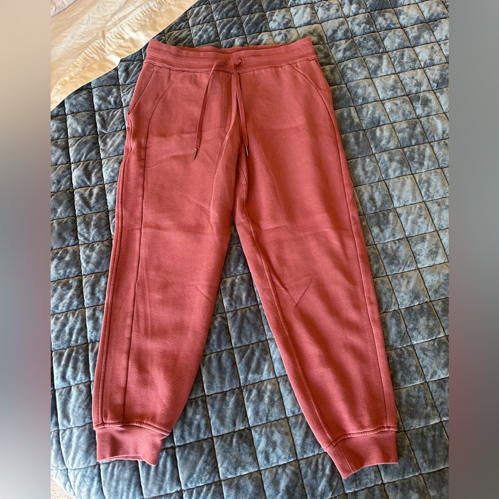 Lululemon Scuba HR Jogger Size 10